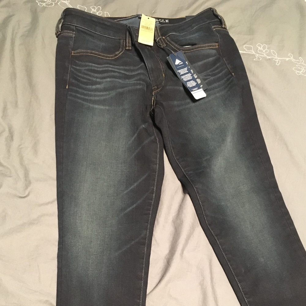 American Eagle low rise super stretch jeggings
